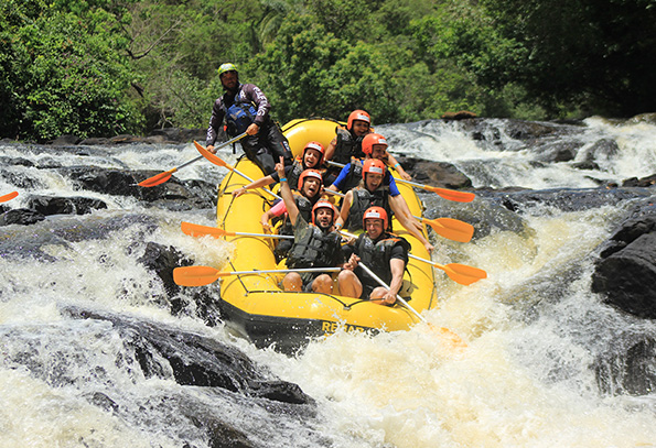 Rafting Noturno em Brotas: Uma Aventura Única Sob a Luz da Lua