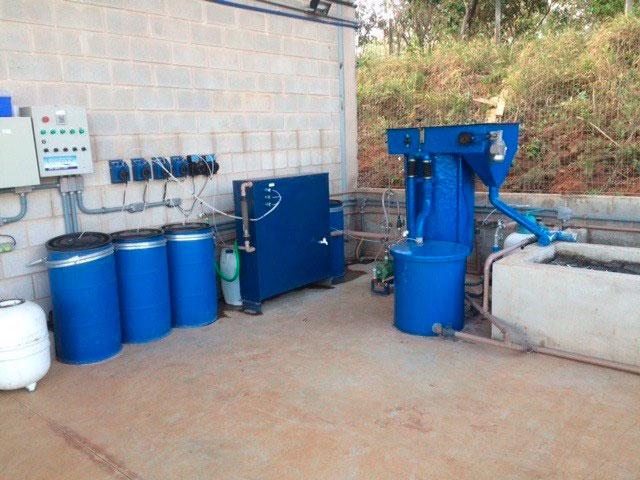 Além do Reuso: Alternativas Sustentáveis para Lava-Rápidos (Captação de Chuva e Lavagem a Seco)