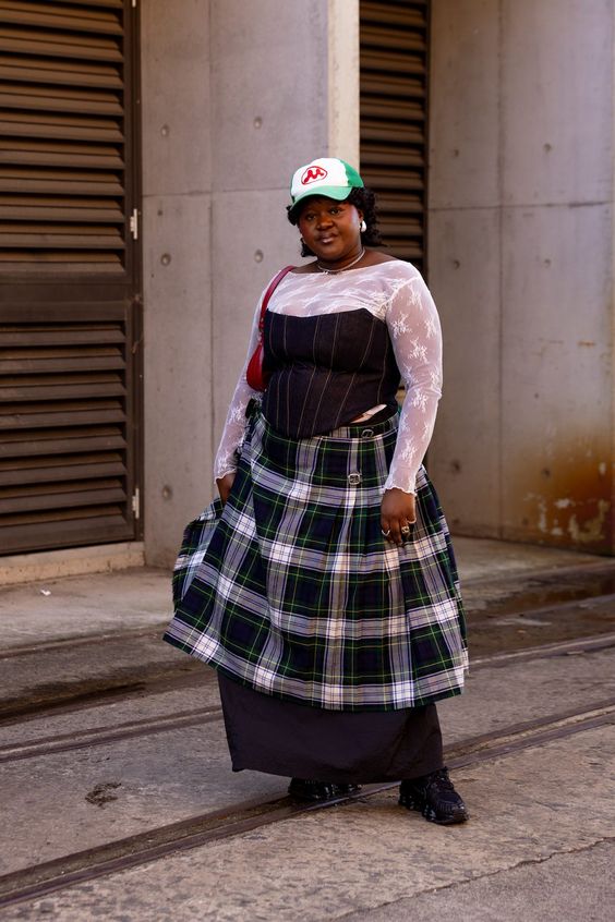 erros ao usar saia xadrez estilo patricinha