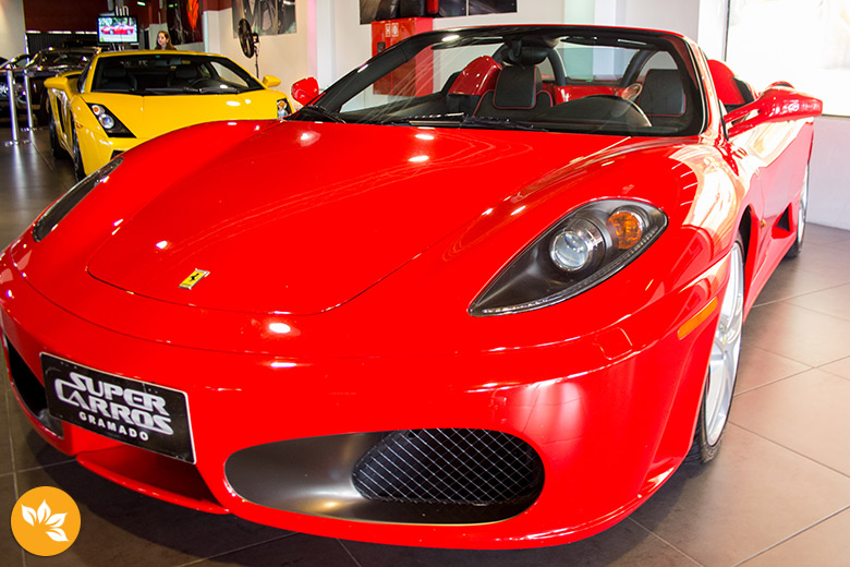 experiência de carona ferrari super carros gramado