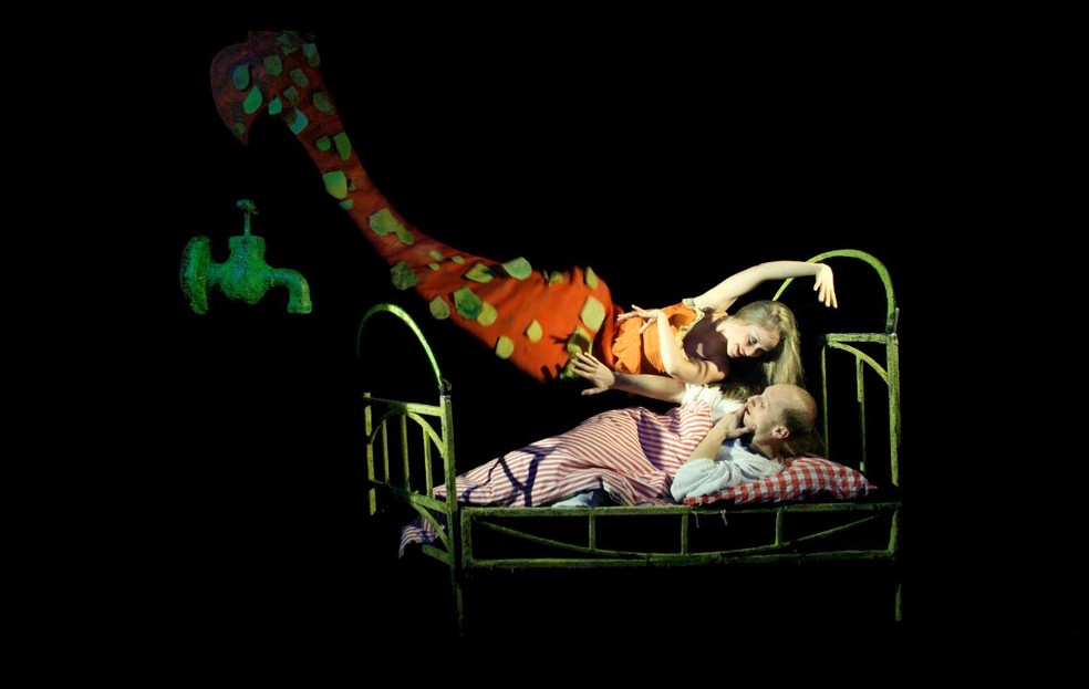 erros comuns ao montar um palco de luz negra