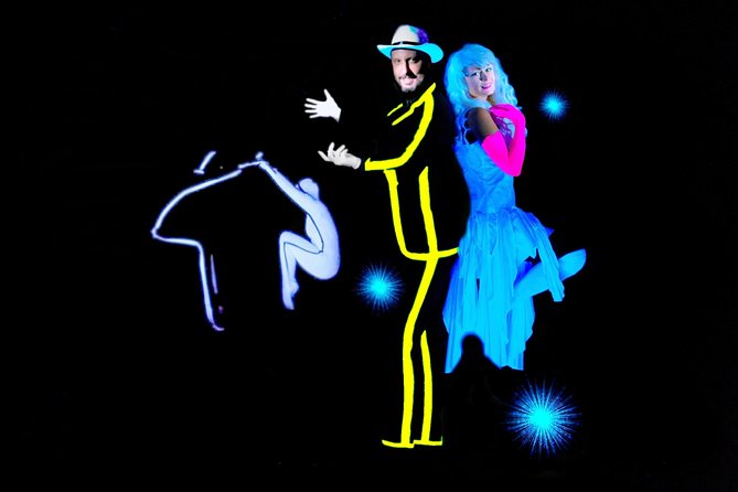 teatro de luz negra vs teatro de sombras: qual a diferença?