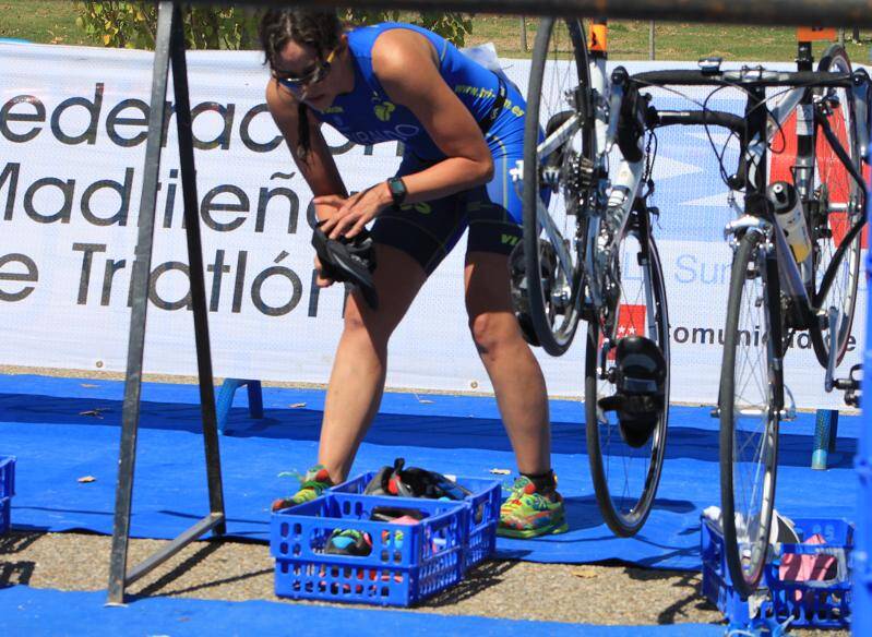 Guia Completo: Como Escolher e Usar o Wetsuit Ideal para o Triathlon