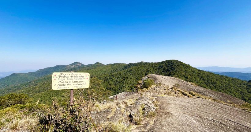 Melhor época para visitar a Trilha da Pedra Redonda e dicas de vestuário