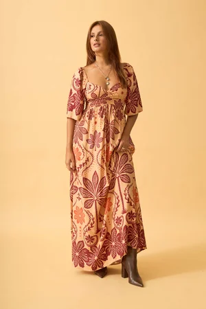 Top Marcas de Vestidos Longos Estampados para Você Conhecer