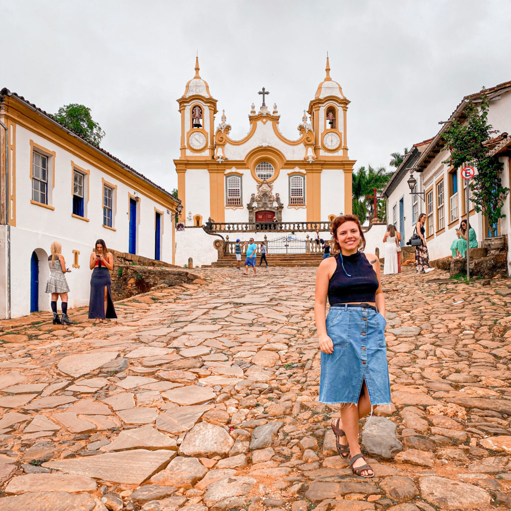 Dicas essenciais de segurança para mulheres que viajam desacompanhadas